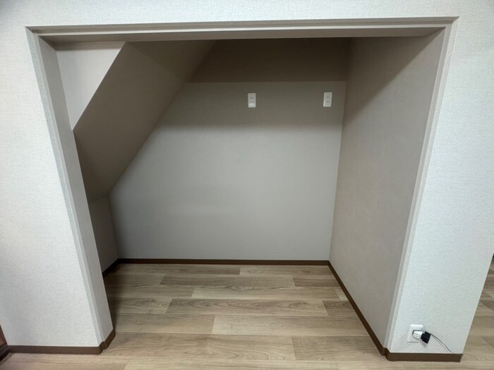 五色山五丁目貸家の物件内観写真