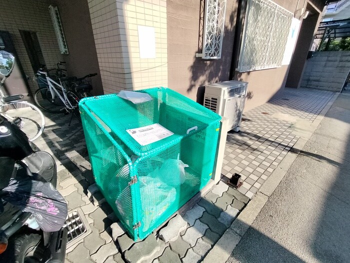 ロイヤルコート西宮門戸の物件外観写真