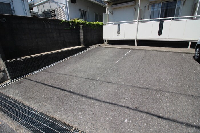 フラットＡＺの物件外観写真