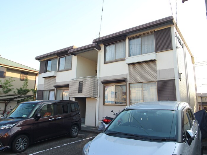 アーバン堂の前の物件外観写真