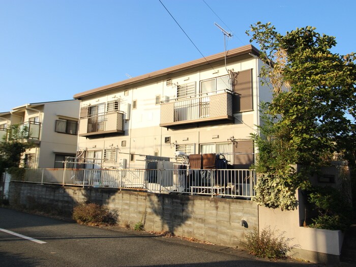 アーバン堂の前の物件外観写真