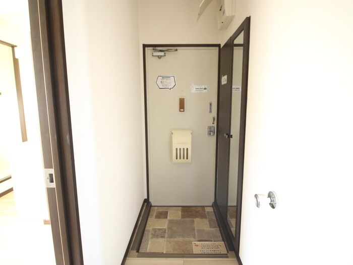 アーバン堂の前の物件内観写真