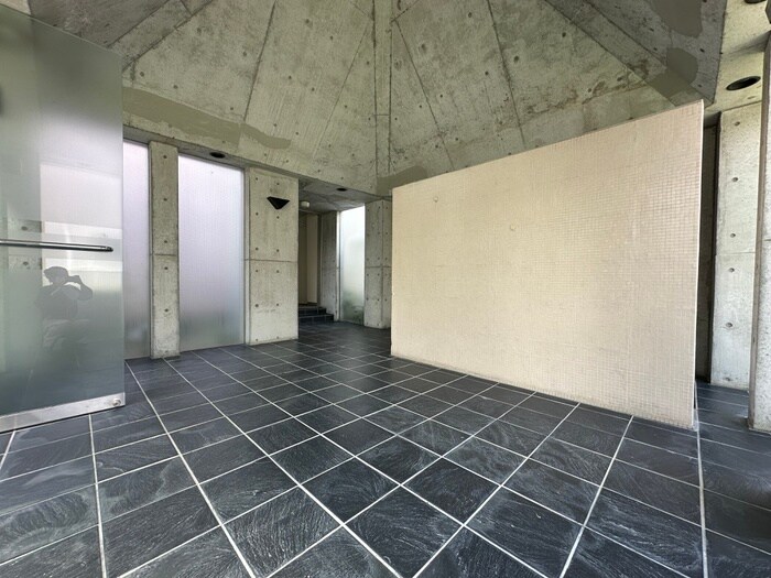 フロレセ－ル茨木の物件外観写真