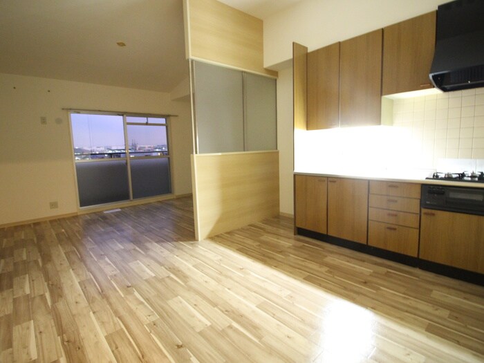 フロレセ－ル茨木の物件内観写真