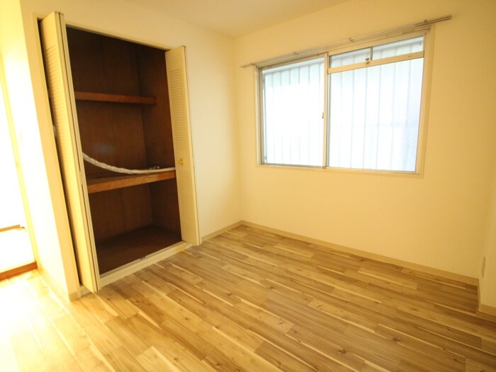 フロレセ－ル茨木の物件内観写真