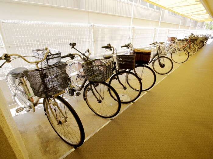 ハイツブル－スカイの物件外観写真