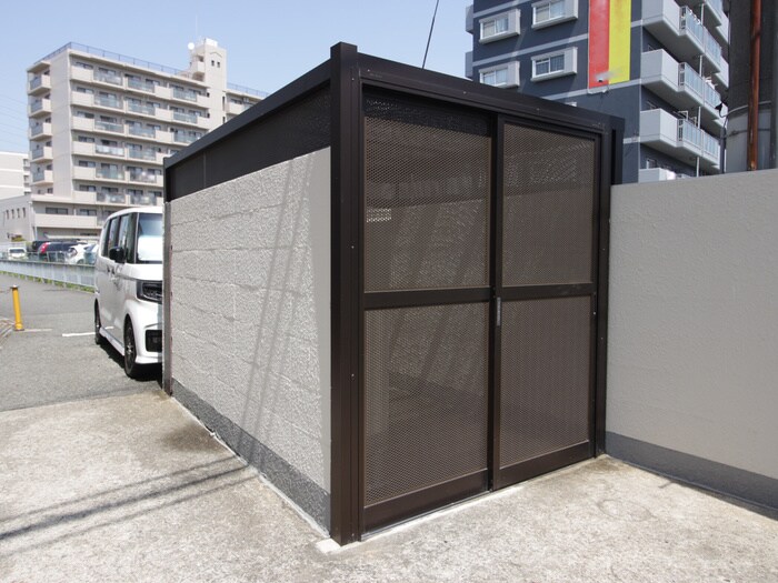 ハイツブル－スカイの物件外観写真