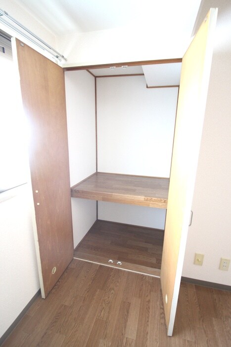 クレ－ル白鳩の物件内観写真