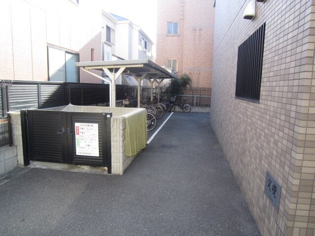 ルミエ－ルせっつの物件外観写真