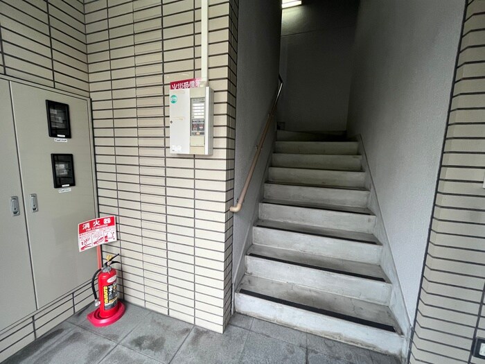 笹部ビルの物件外観写真