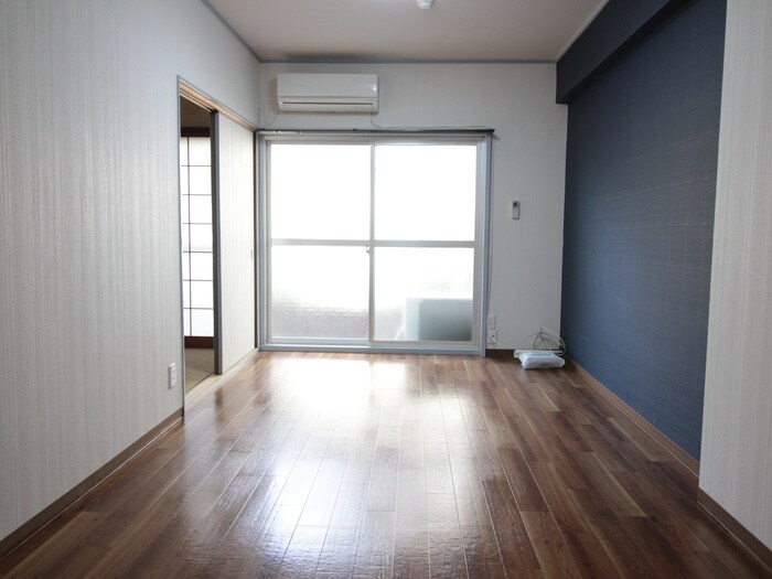 松林マンションの物件内観写真