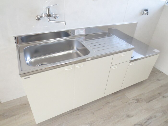 松林マンションの物件内観写真