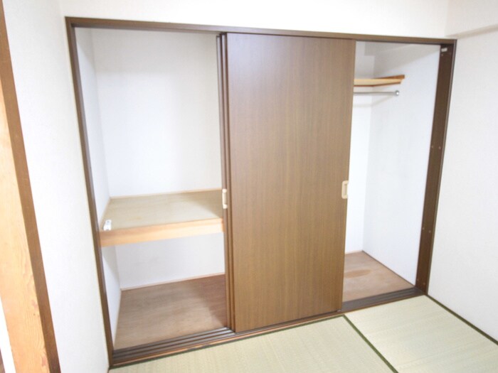 松林マンションの物件内観写真