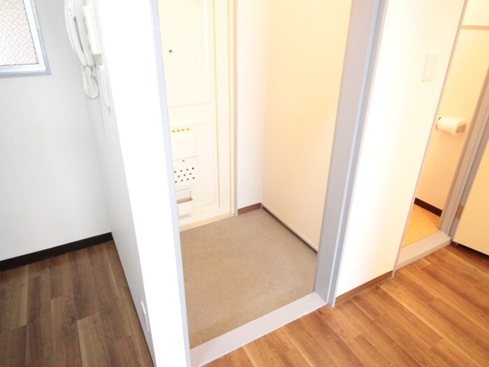 松林マンションの物件内観写真