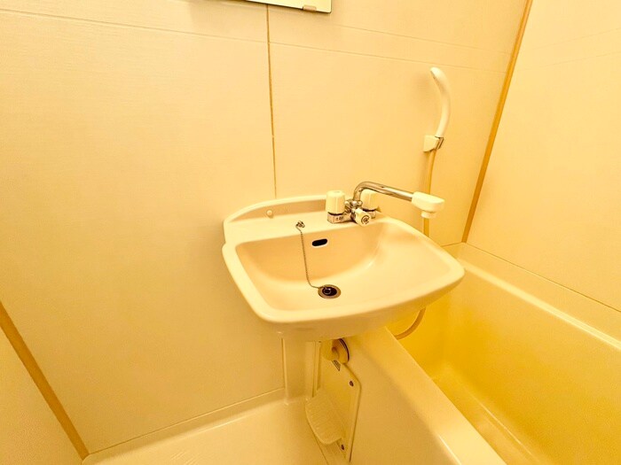 リバ－イ－ストクレムリンの物件内観写真