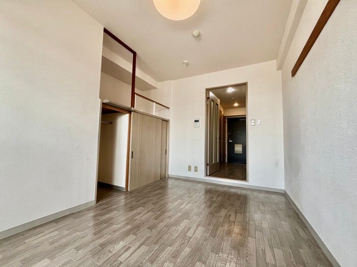 リバ－イ－ストクレムリンの物件内観写真