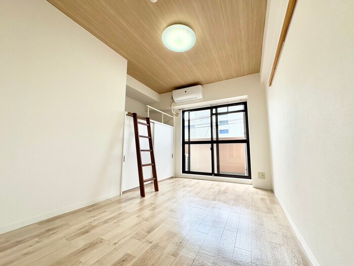 リバ－イ－ストクレムリンの物件内観写真