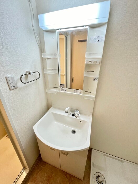 アンリシ－ルⅢの物件内観写真