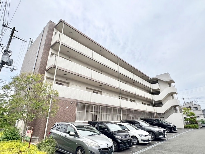 我楽ハウスの物件外観写真