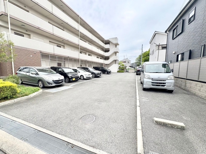 我楽ハウスの物件外観写真