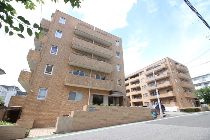 グリ－ンコスモ2号館の物件外観写真