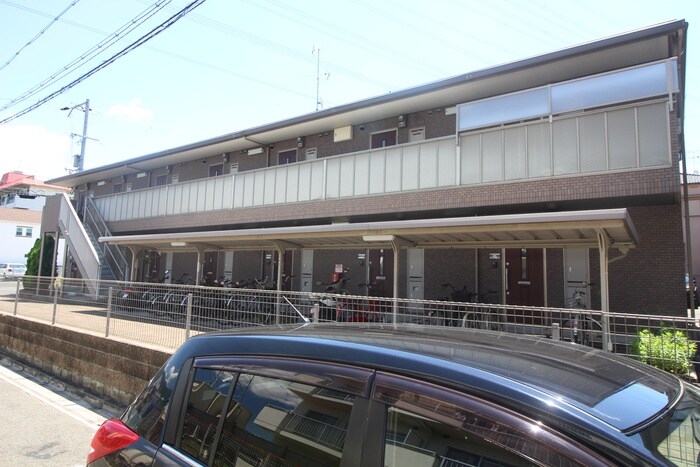 イ－ストフラワ－壱番館の物件外観写真