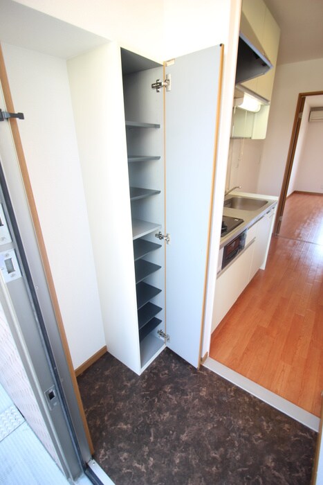 イ－ストフラワ－壱番館の物件内観写真