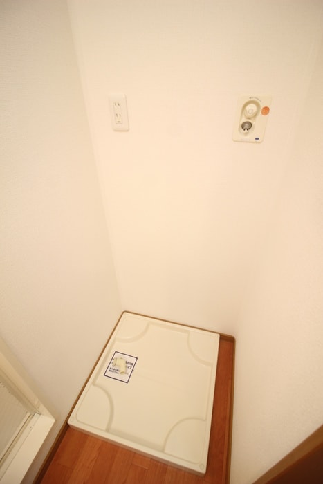 イ－ストフラワ－壱番館の物件内観写真