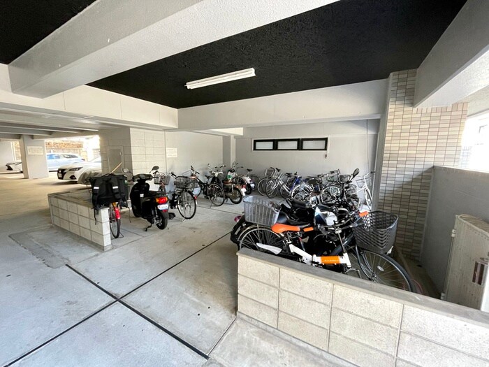 サウザ－岡本の物件外観写真