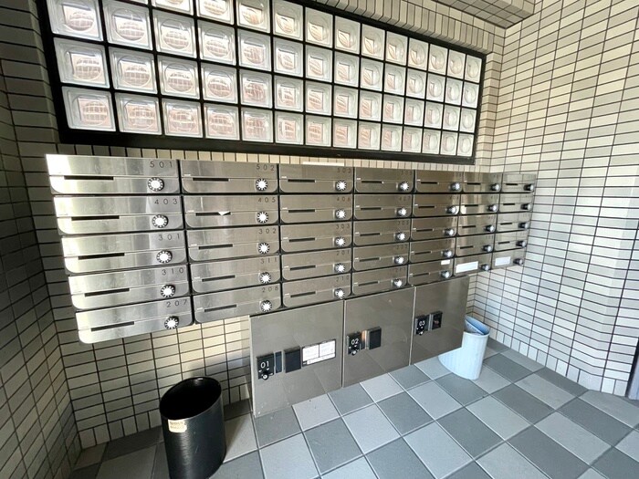 サウザ－岡本の物件外観写真