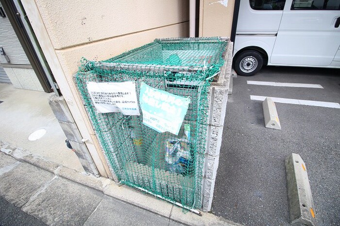 アルビ－コ－トの物件外観写真