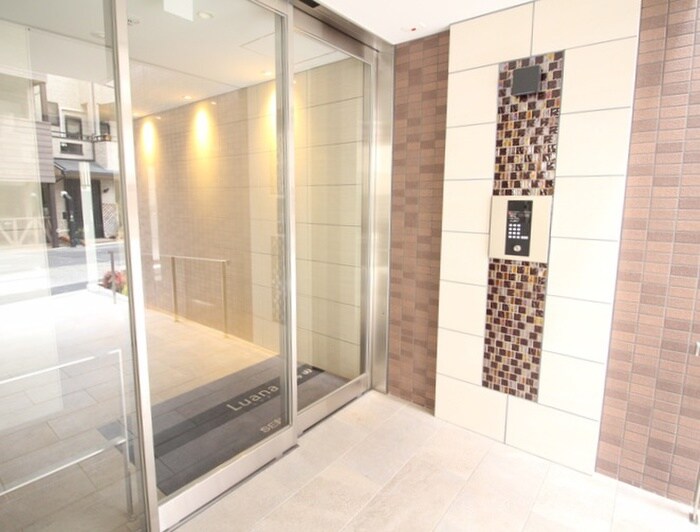 ルアナ北梅田の物件外観写真