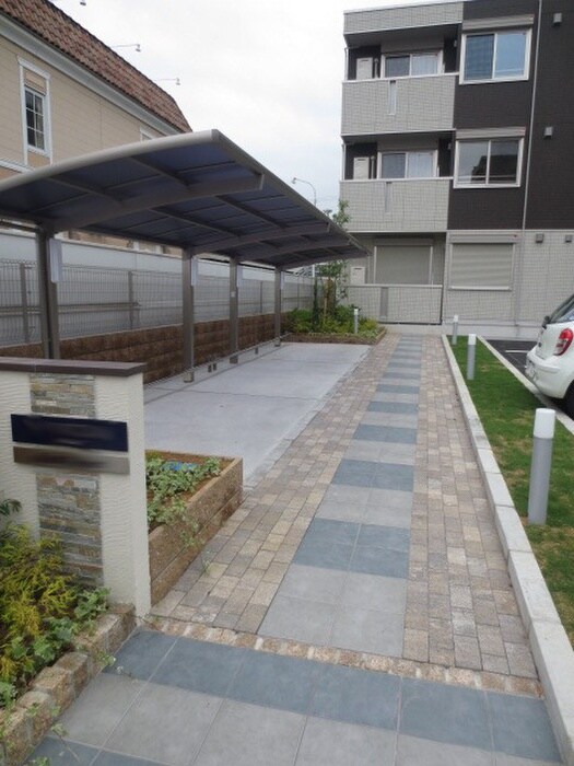 ボルボの物件外観写真