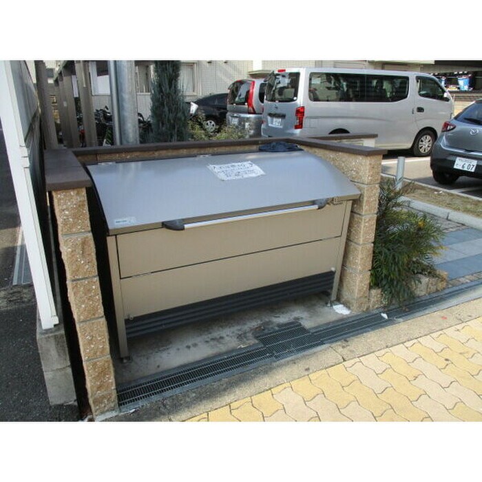 ボルボの物件外観写真