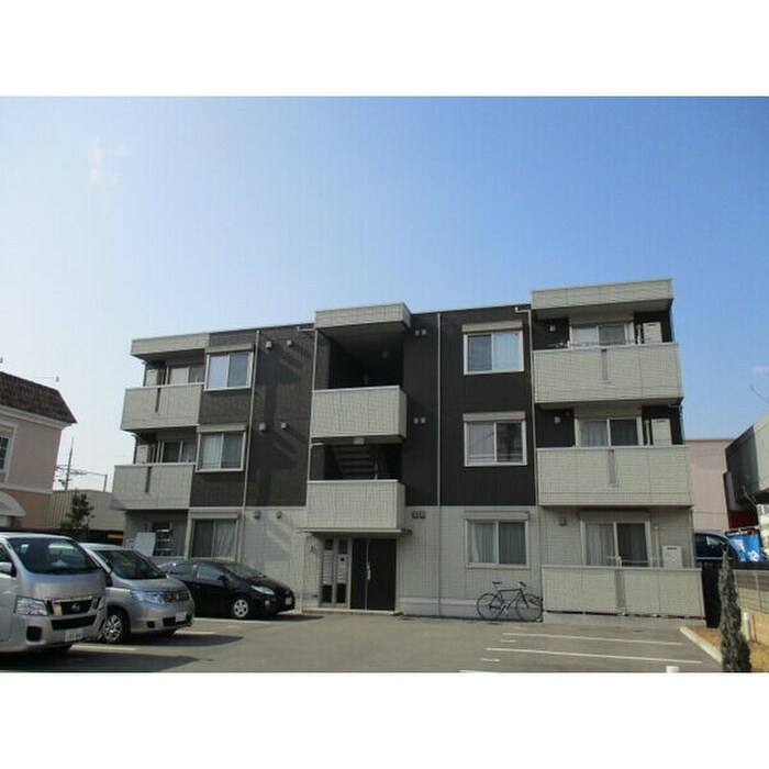 ボルボの物件外観写真