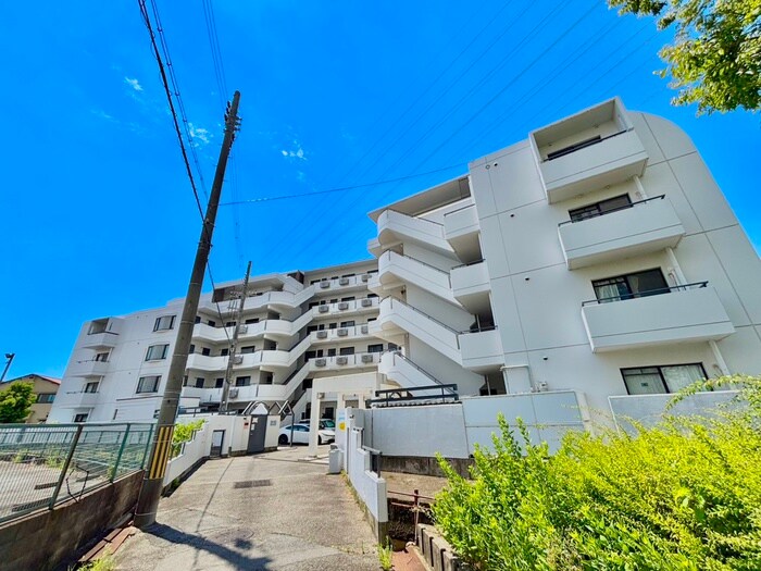 ソレイユ武庫川の物件外観写真