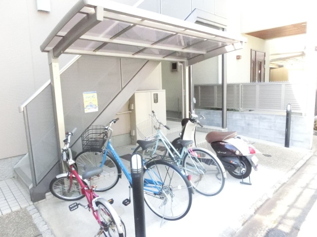 ラメ－ル五条の物件外観写真