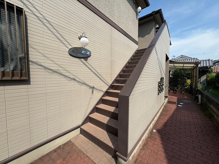 レジデンス松涛の物件外観写真