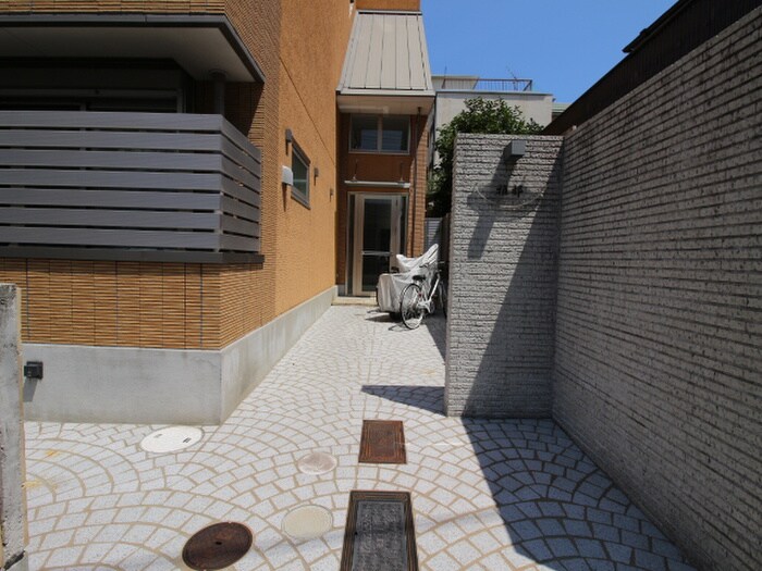 レジデンス雅都の物件外観写真