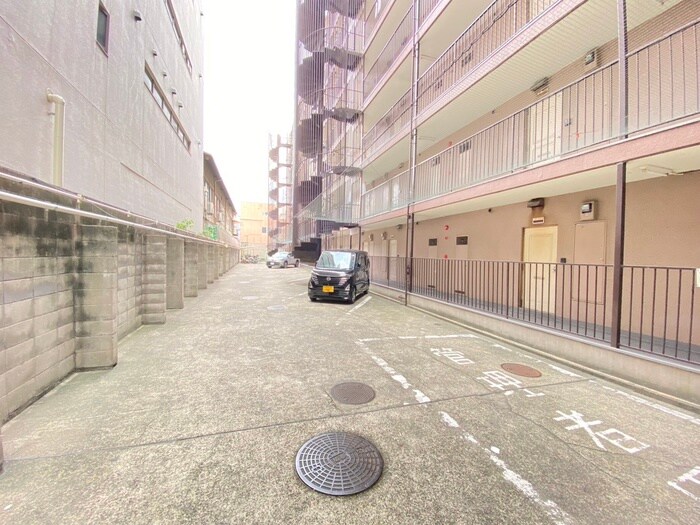 ロイヤルコ－ポの物件外観写真