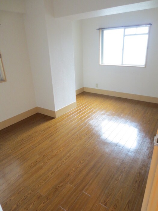 ロイヤルコ－ポの物件内観写真