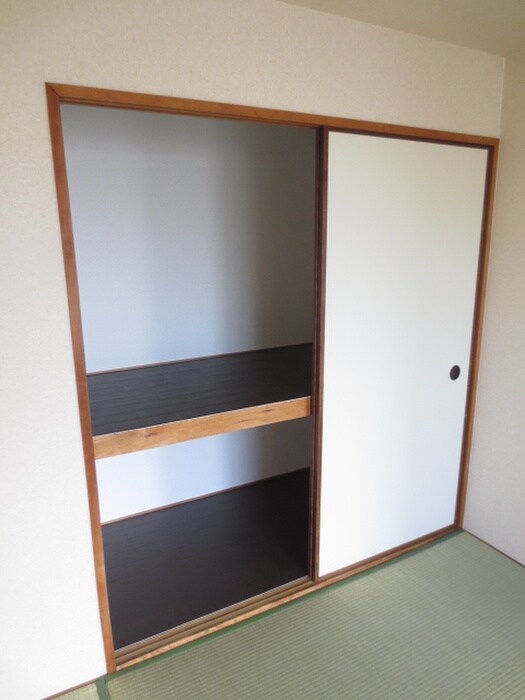 ロイヤルコ－ポの物件内観写真