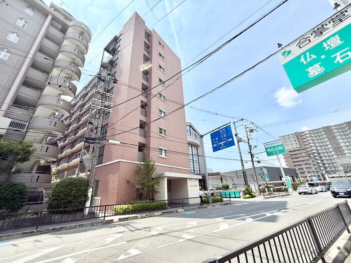 Ｍ　ＰＬＡＺＡ香里六番館の物件外観写真