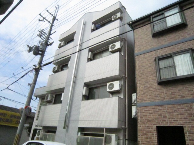 シャルマン岡山の物件外観写真