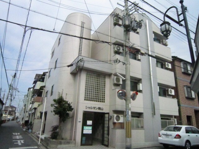 シャルマン岡山の物件外観写真