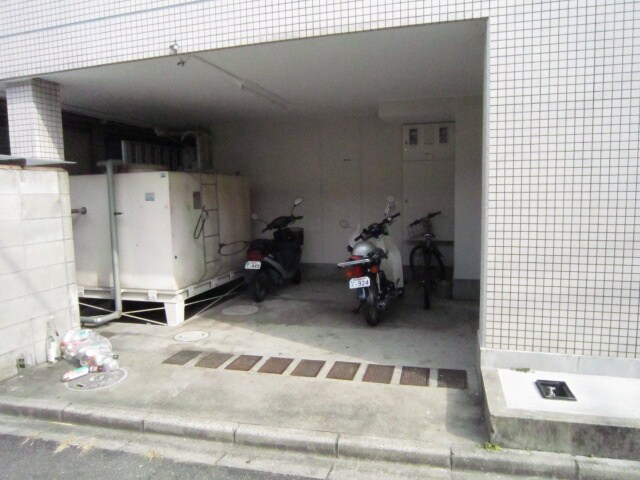 シャルマン岡山の物件外観写真