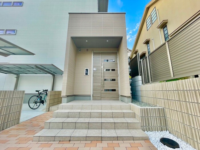 レジデンスUトヨナカの物件外観写真