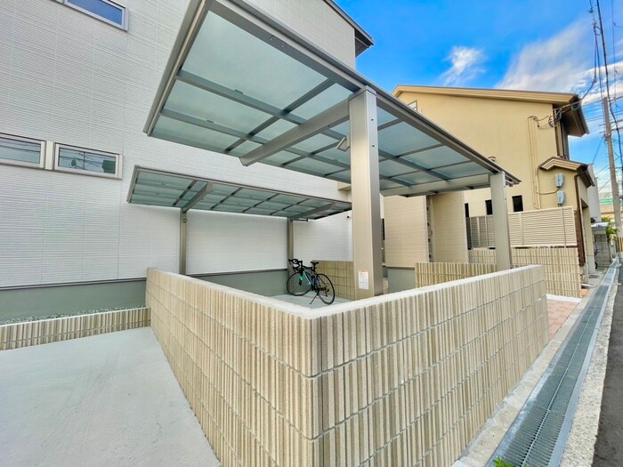 レジデンスUトヨナカの物件外観写真