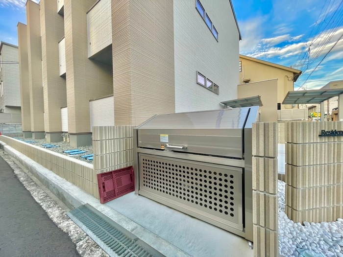 レジデンスUトヨナカの物件外観写真