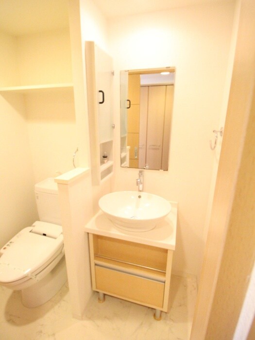 ｶｽﾀﾘｱ三宮の物件内観写真